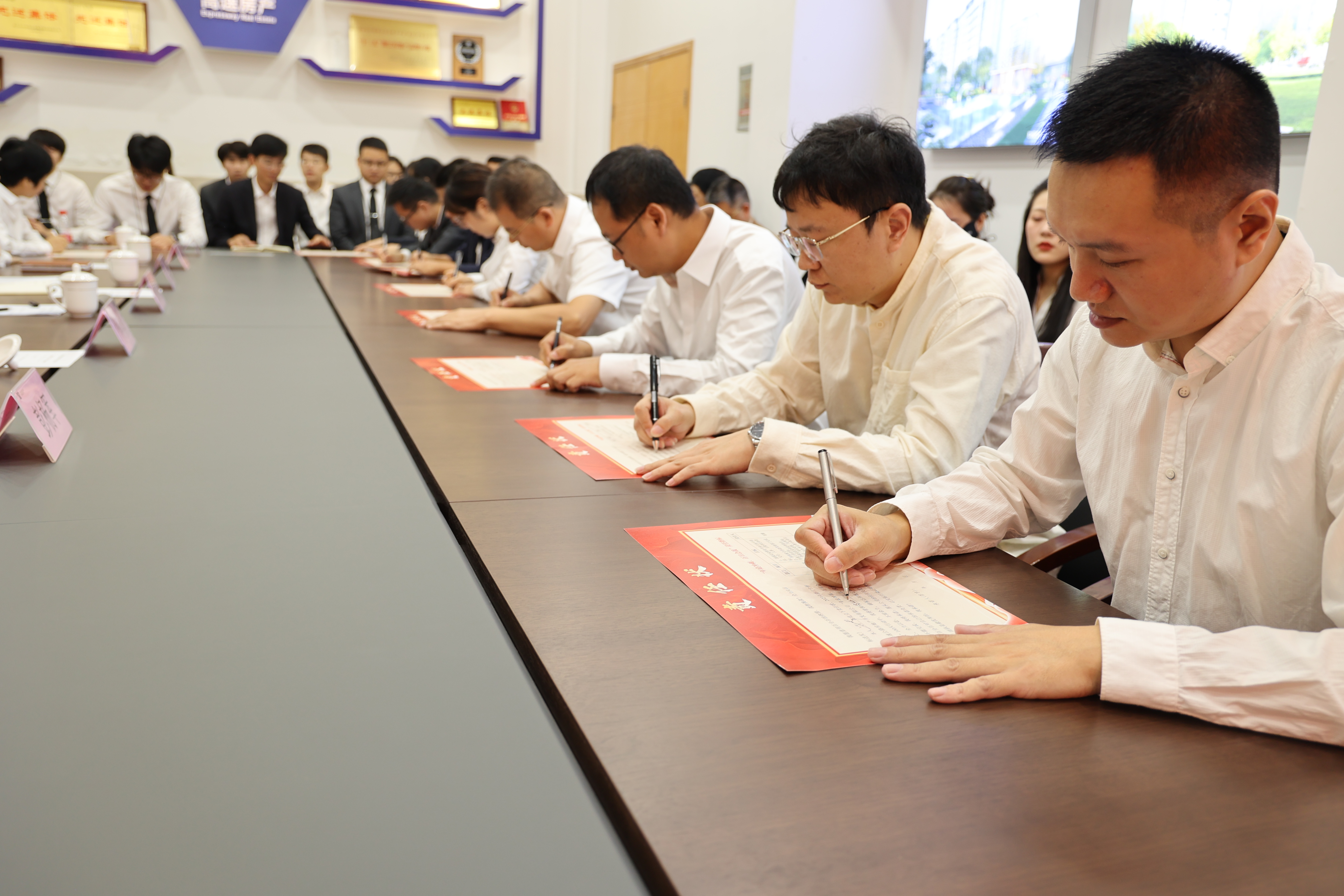 1696900464207200.jpg 4F6A2725.JPG