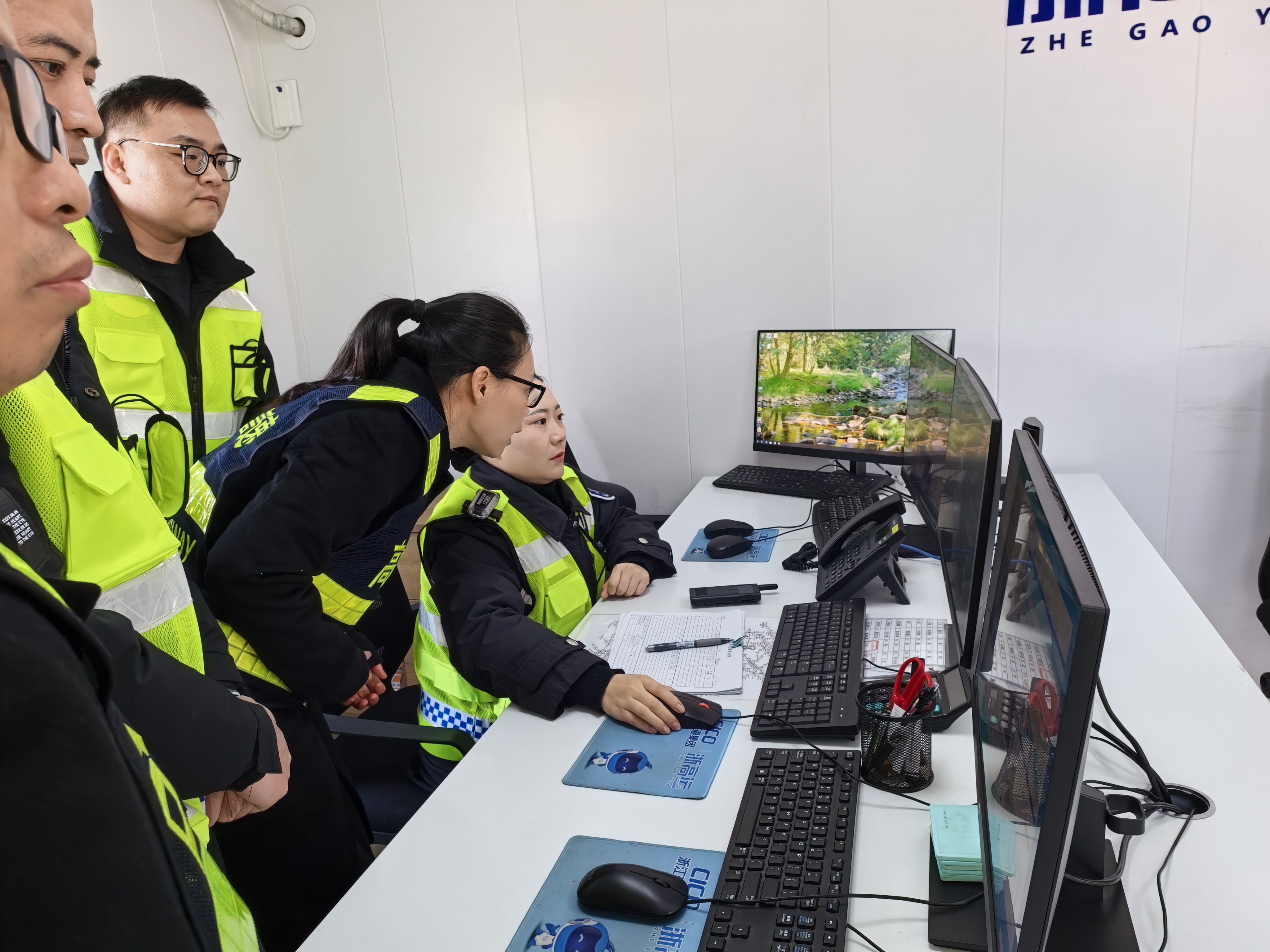 1766392285999137.jpg c210f9860f463e105316b3286bc89f2c.jpg