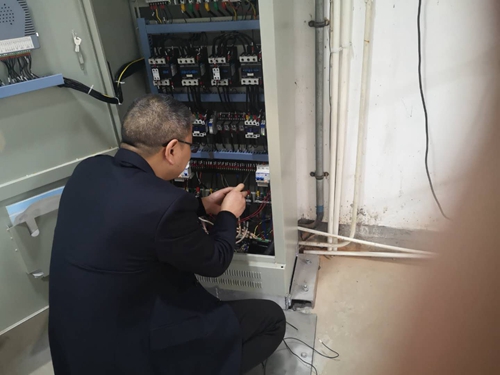 20190403 增加外圍控制電路 陳旦平攝_副本.jpg